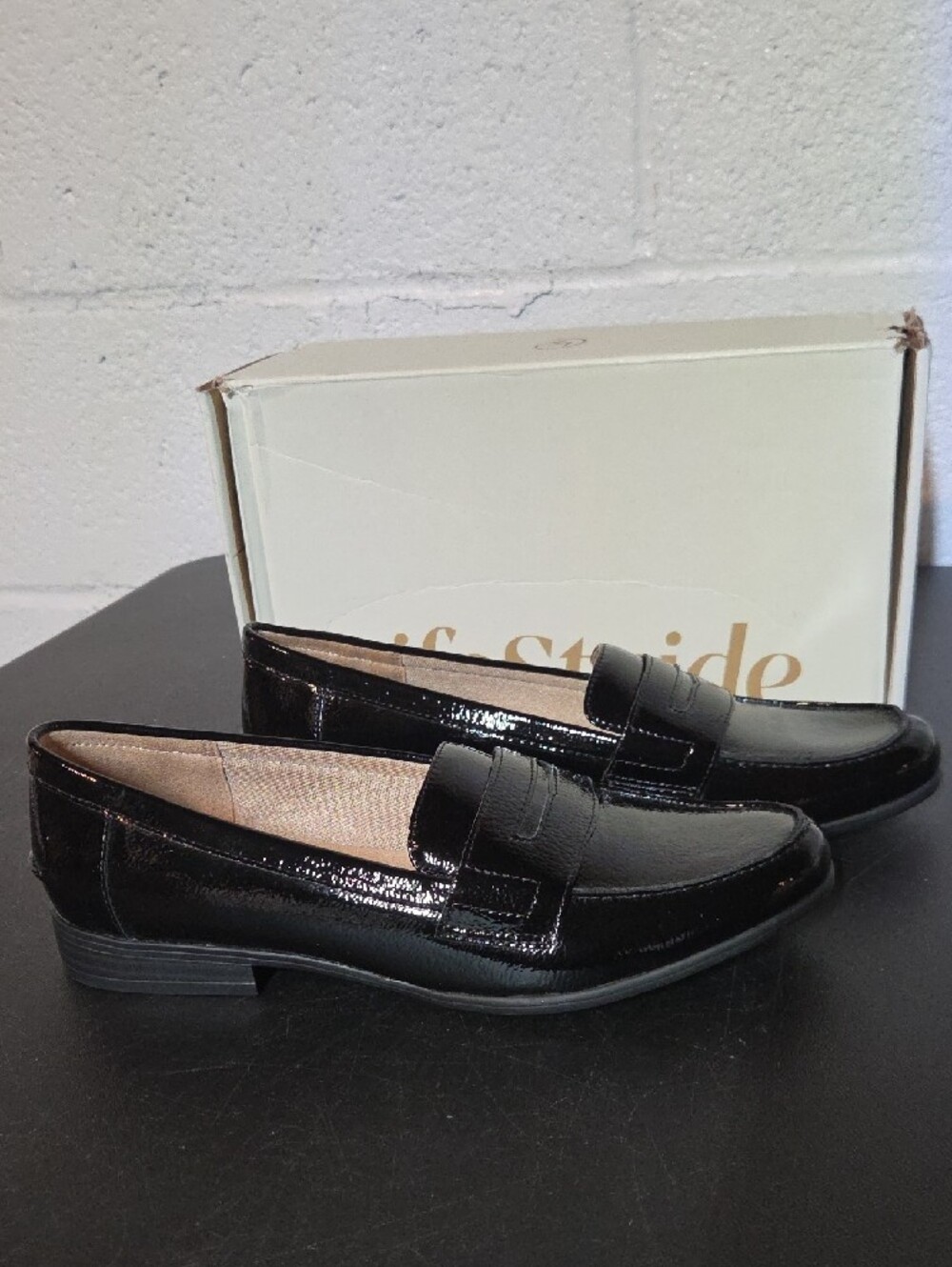 Life Stride Black Patent Leather Loafers - Picture 4 of 8